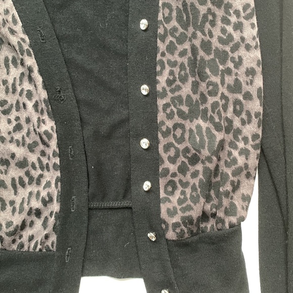 B' leev Leopard Animal Print Cardigan Black & Gray Sweater w/ Rhinestone Buttons - Picture 2 of 11